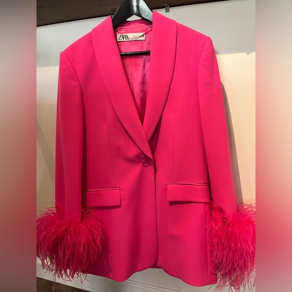 Zara Straight Cut Feather Blazer - Picture 1 of 4